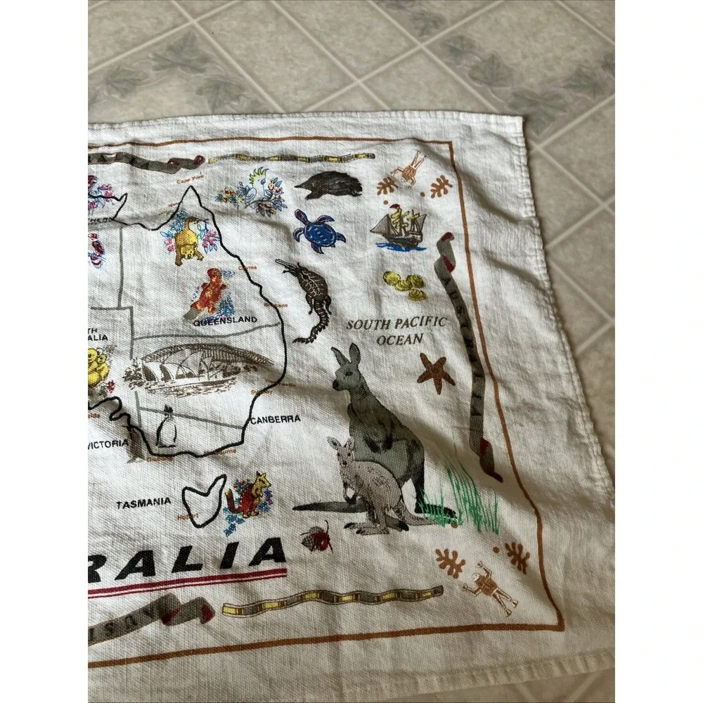 Australia Animals Flowers Map Souvenir Tea Towel Pure Linen 17.5 X 28.5 White